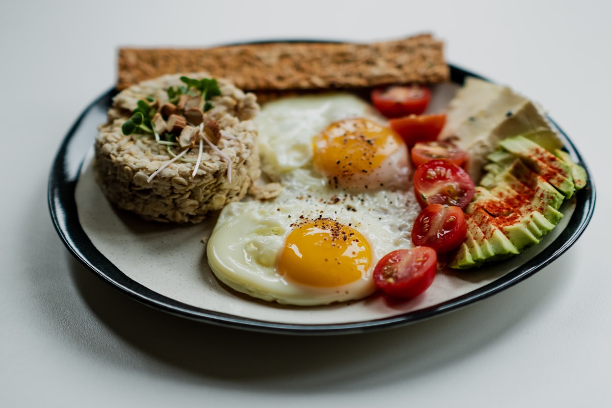 Male nutrition and balanced diet